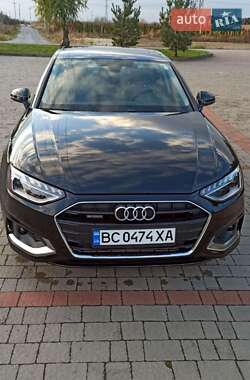 Седан Audi A4 2022 в Львове
