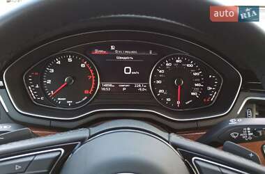 Седан Audi A4 2022 в Львове