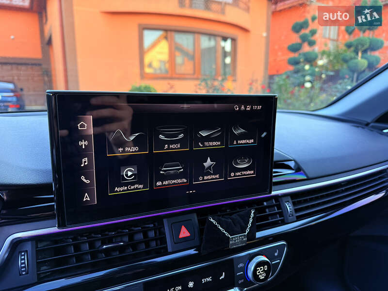 Универсал Audi A4 2022 в Мукачево