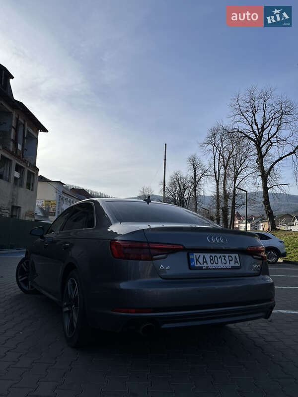 Седан Audi A4 2016 в Львове