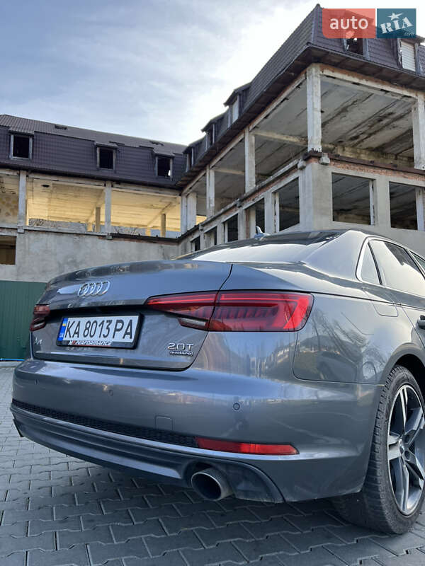 Седан Audi A4 2016 в Львове