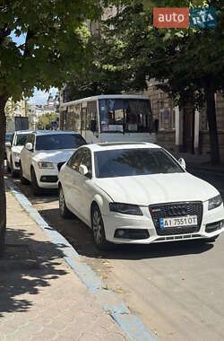 Седан Audi A4 2011 в Івано-Франківську