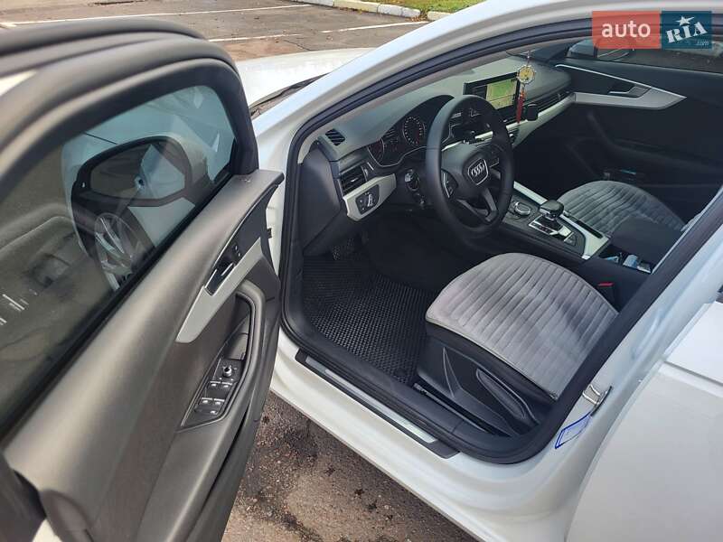 Седан Audi A4 2018 в Киеве фото 5 Седан Audi A4 2018 в Киеве