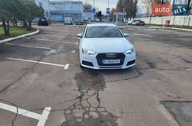 Седан Audi A4 2018 в Киеве