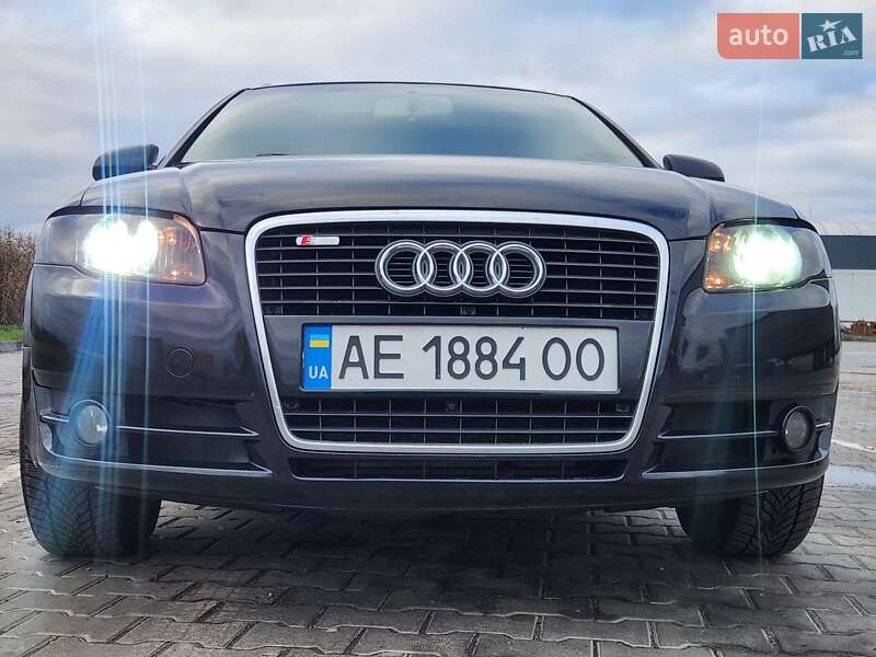 Универсал Audi A4 2004 в Киеве