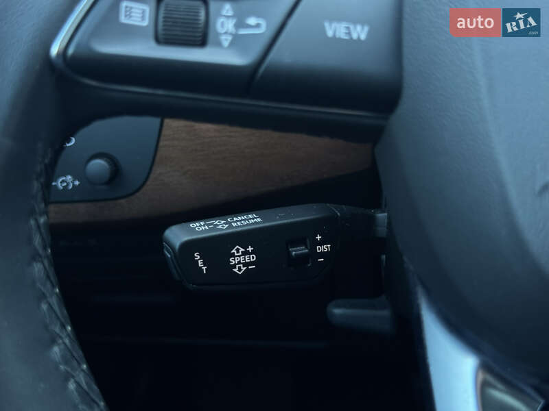 Седан Audi A4 2021 в Луцьку