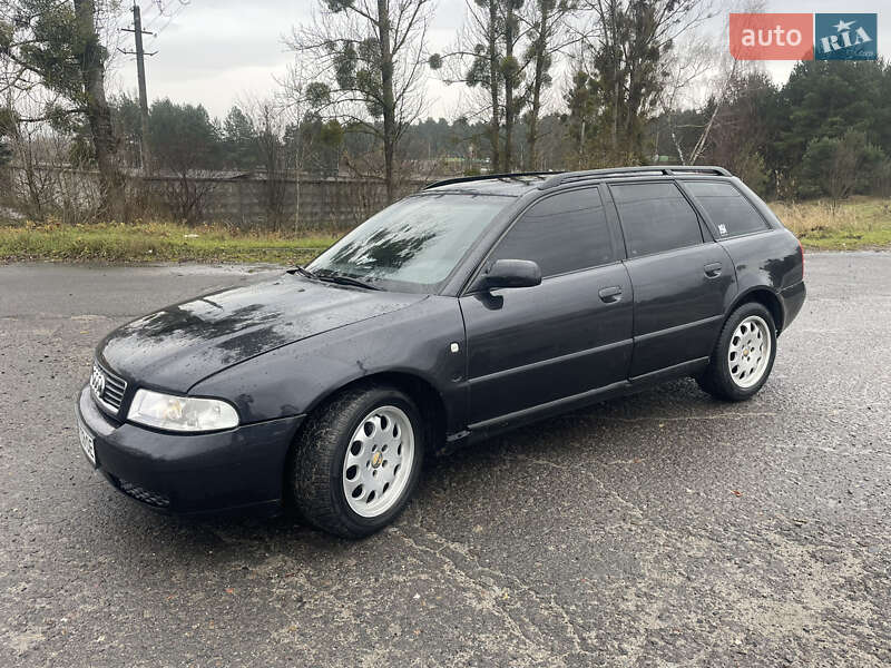 Універсал Audi A4 2000 в Бродах