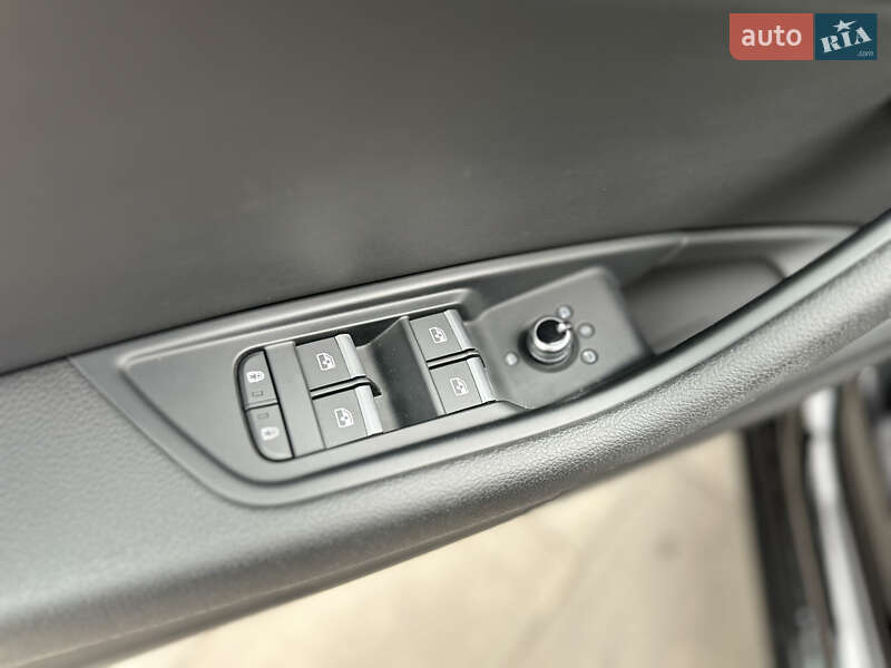 Седан Audi A4 2020 в Києві фото 32 Седан Audi A4 2020 в Києві