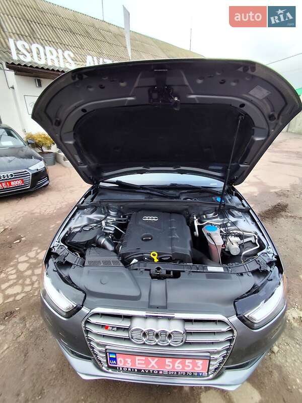 Седан Audi A4 2015 в Чернігові