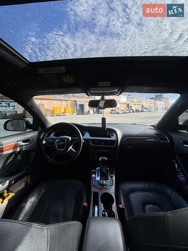 Седан Audi A4 2012 в Івано-Франково