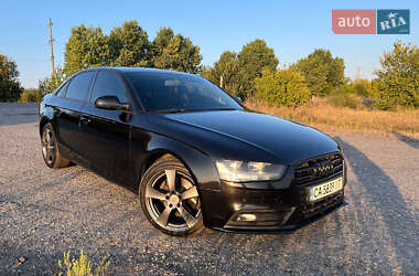 Седан Audi A4 2012 в Смеле