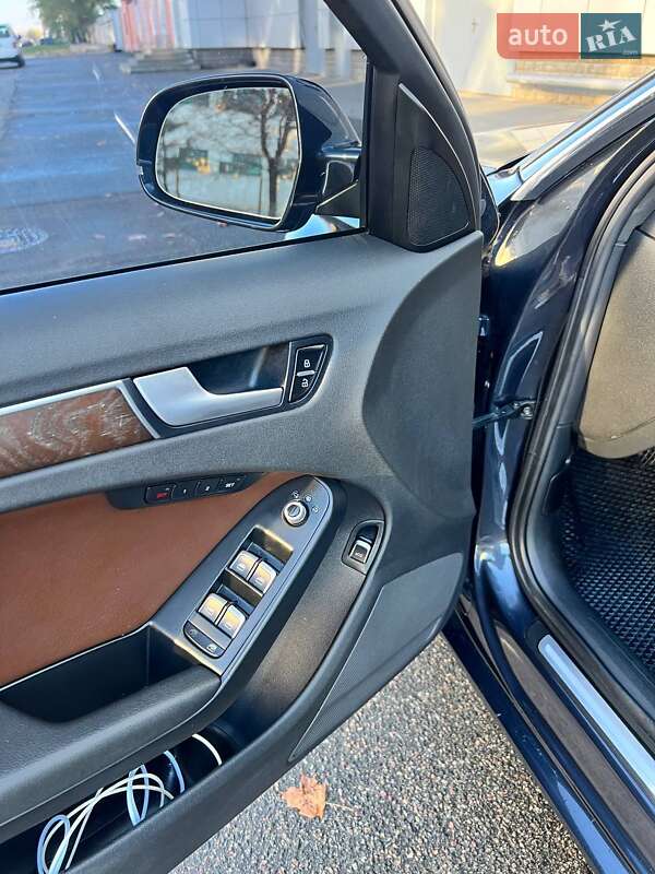 Седан Audi A4 2013 в Броварах