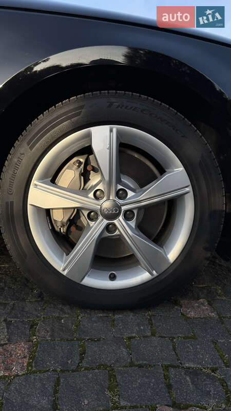 Седан Audi A4 2019 в Києві фото 33 Седан Audi A4 2019 в Києві