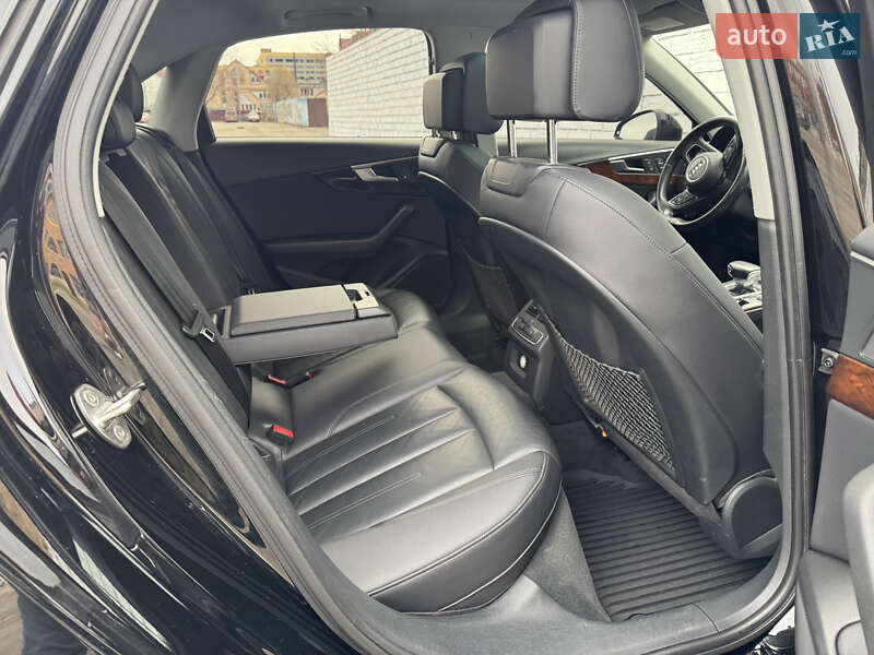 Седан Audi A4 2016 в Києві