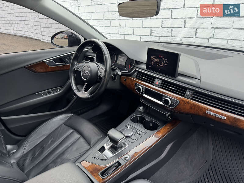 Седан Audi A4 2016 в Києві