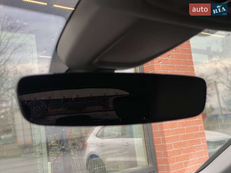 Универсал Audi A4 2018 в Киеве