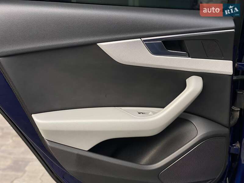 Универсал Audi A4 2018 в Киеве