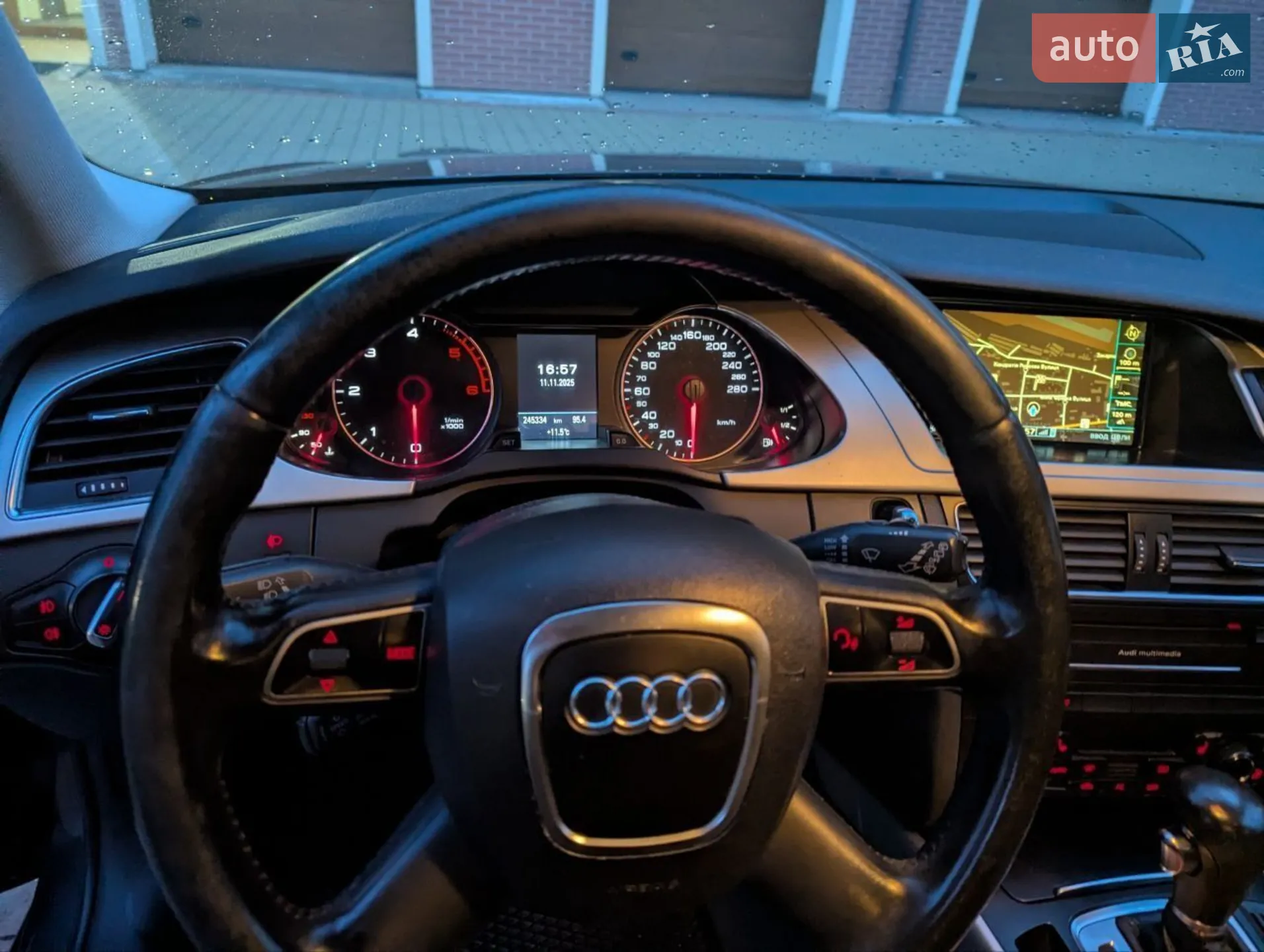2010 Audi A4 - мініатюра 9