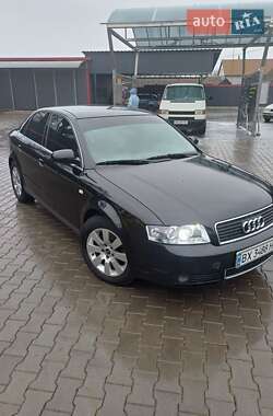 Седан Audi A4 2002 в Полонном