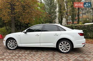Седан Audi A4 2018 в Киеве