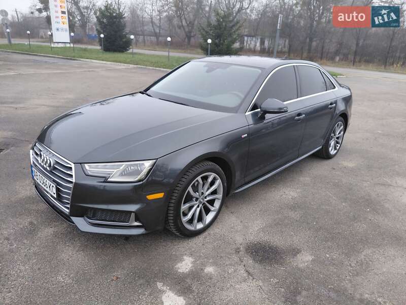 Седан Audi A4 2019 в Шпикові