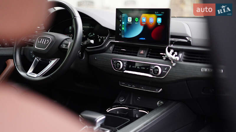 Седан Audi A4 2020 в Одессе