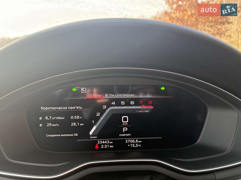 Седан Audi A4 2022 в Львові