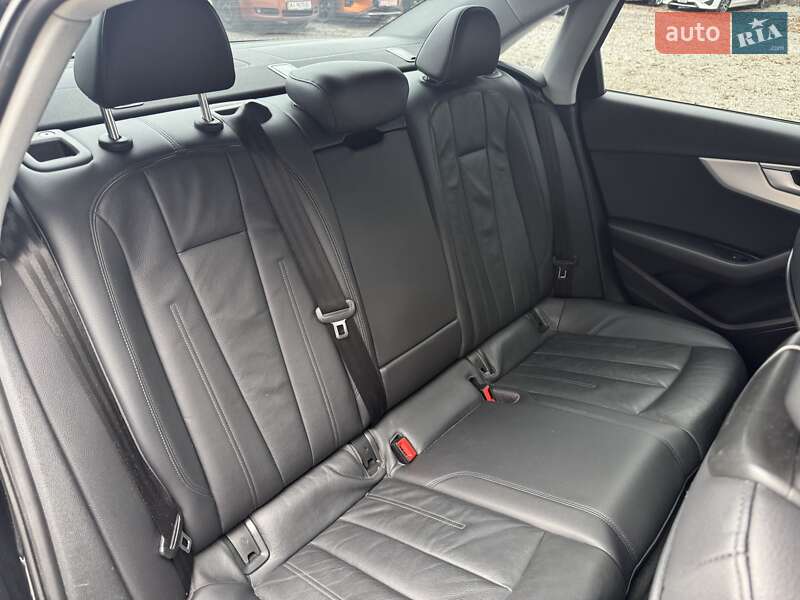 Седан Audi A4 2017 в Києві