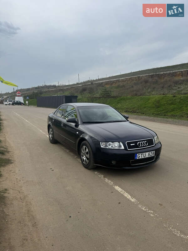 Седан Audi A4 2002 в Южному фото 2 Седан Audi A4 2002 в Южному