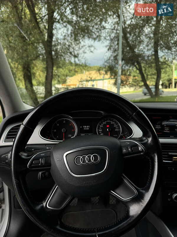 Универсал Audi A4 2012 в Новояворовске