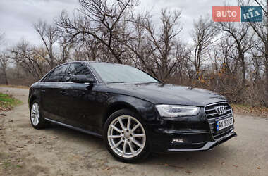 Седан Audi A4 2014 в Дніпрі