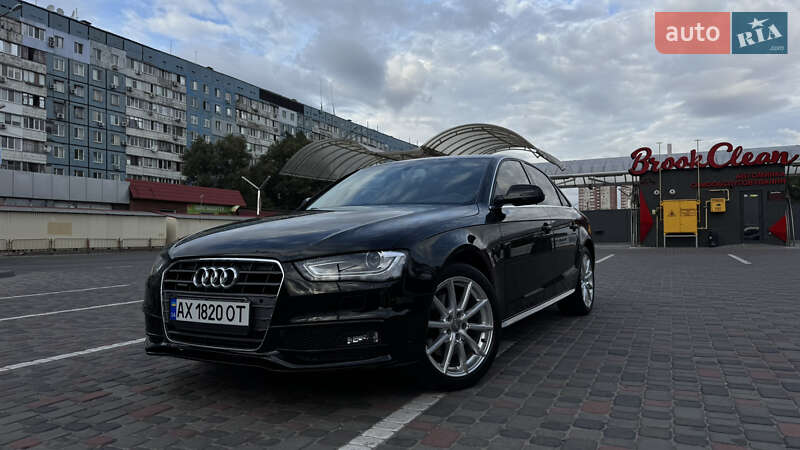 Седан Audi A4 2014 в Днепре
