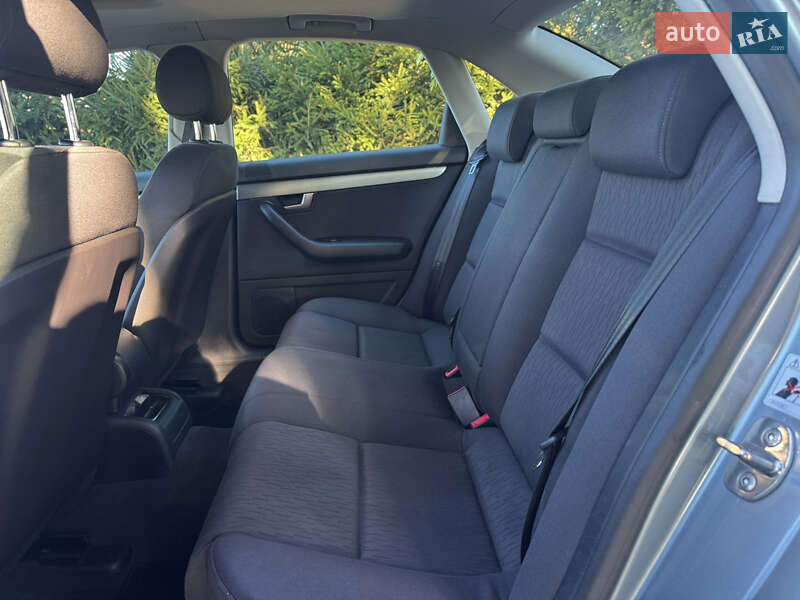 Седан Audi A4 2006 в Вознесенске