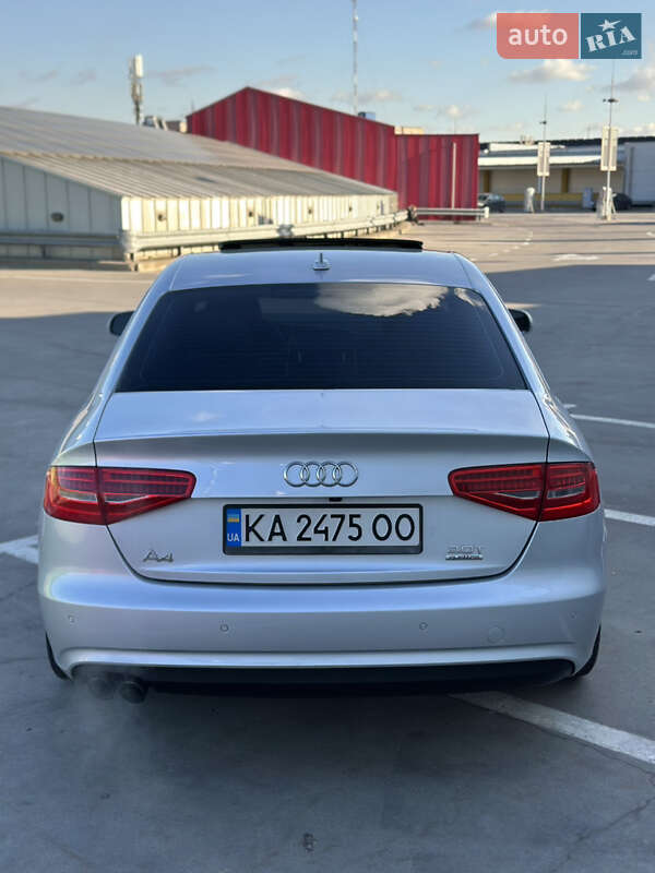 Седан Audi A4 2013 в Киеве