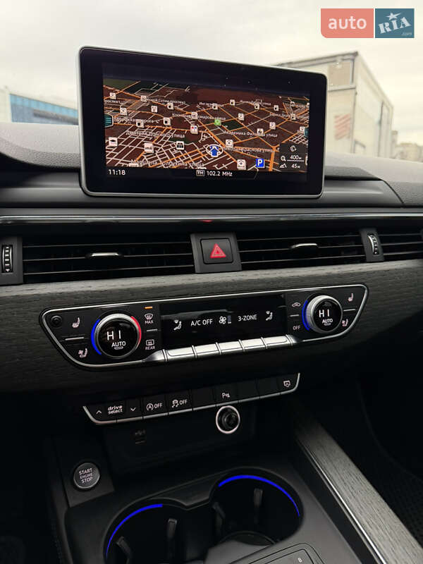 Седан Audi A4 2018 в Одесі