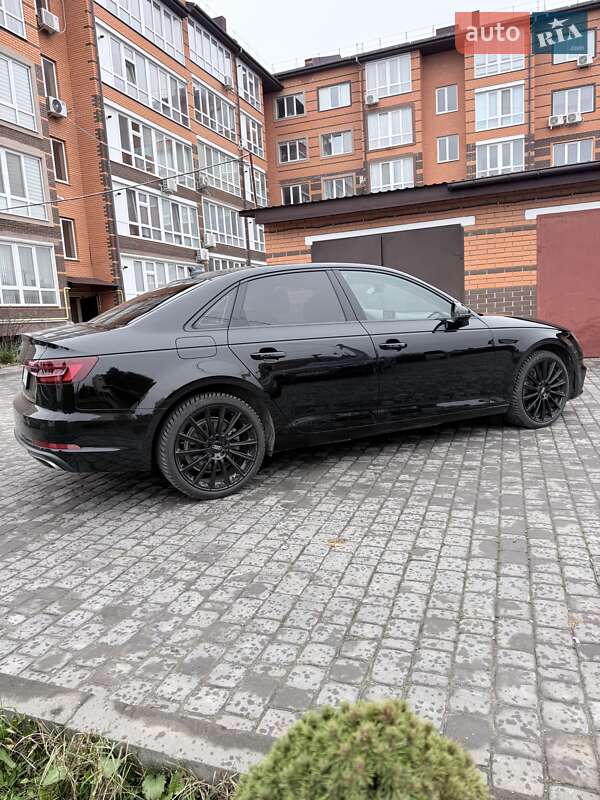 Седан Audi A4 2019 в Тернополе
