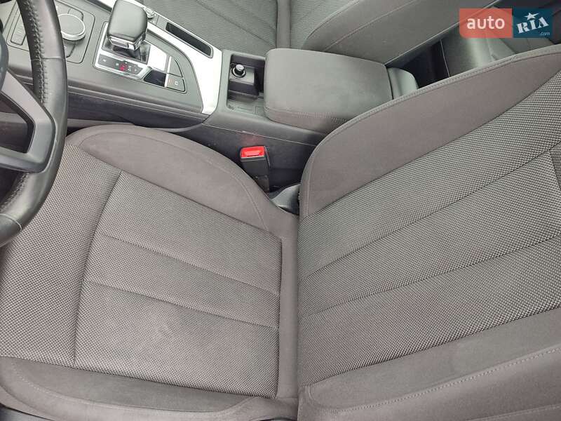 Универсал Audi A4 2016 в Хмельницком