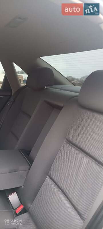 Седан Audi A4 2004 в Прилуках