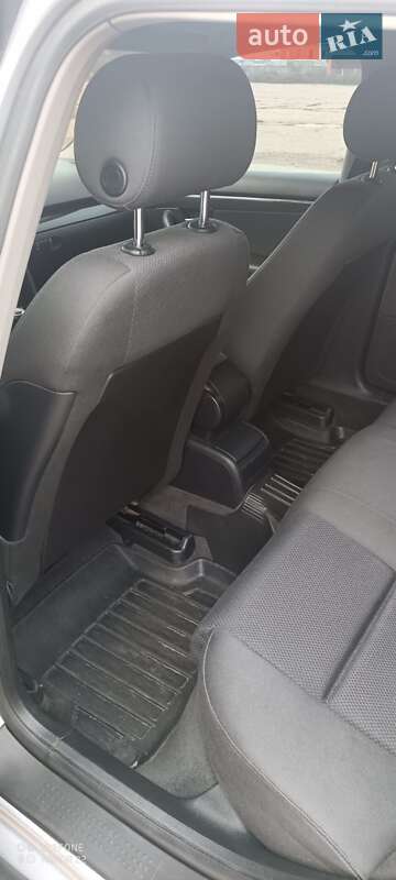 Седан Audi A4 2004 в Прилуках