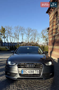 Седан Audi A4 2012 в Львові