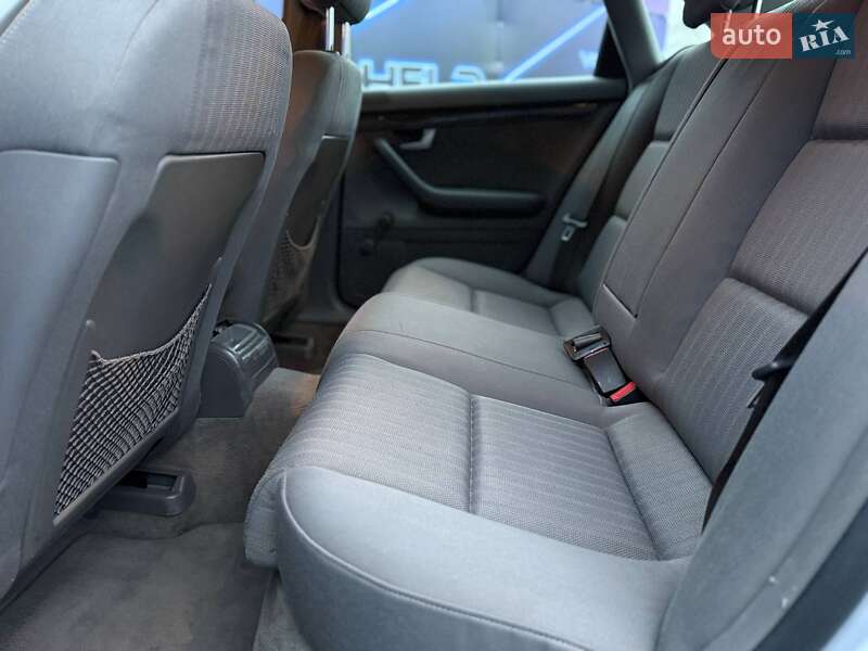 Седан Audi A4 2003 в Запорожье