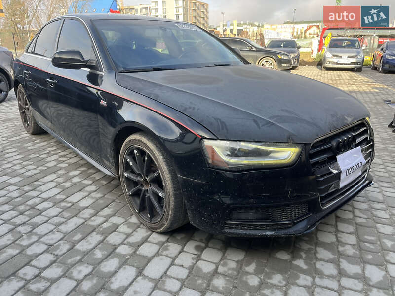 Седан Audi A4 2015 в Львові