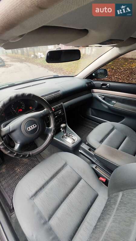 Седан Audi A4 1999 в Глевахе