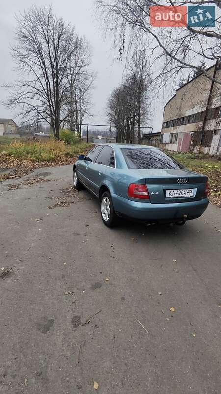 Седан Audi A4 1999 в Глевахе