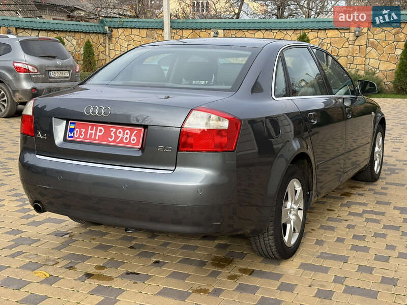 Седан Audi A4 2004 в Могилев-Подольске