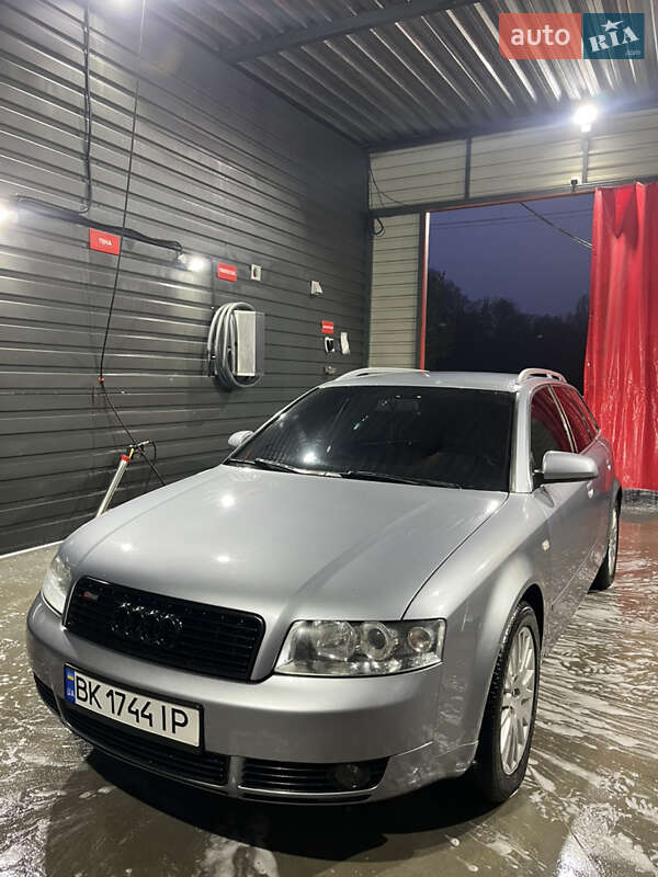 Універсал Audi A4 2003 в Києві