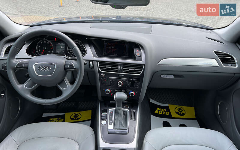 Седан Audi A4 2013 в Львові