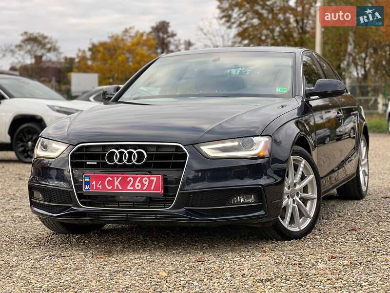 Седан Audi A4 2015 в Стрию