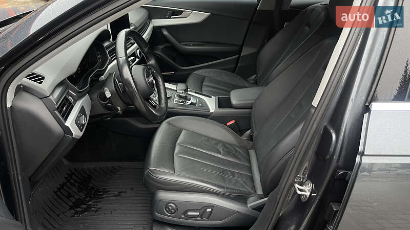 Седан Audi A4 2016 в Львове