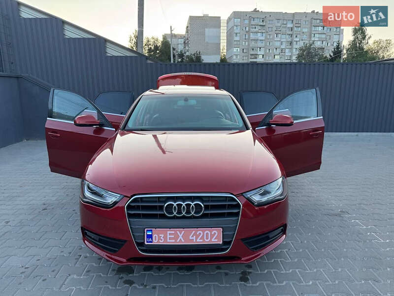 Седан Audi A4 2013 в Києві